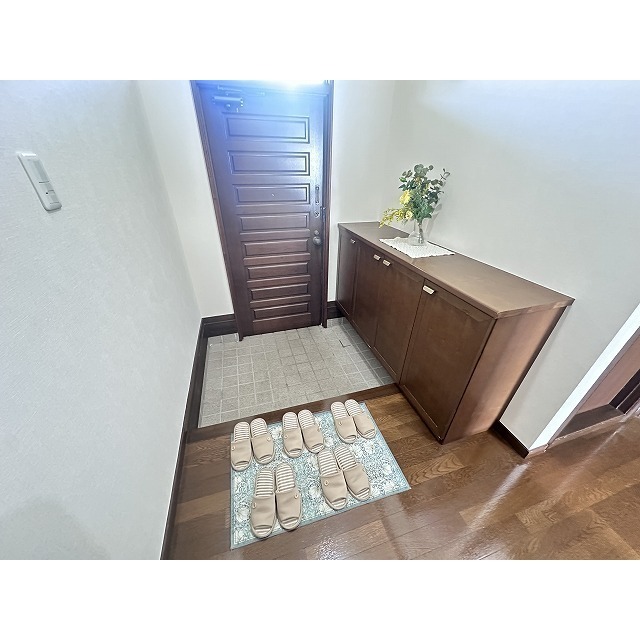 林コンパウンド 下駄箱有♪広さのある玄関