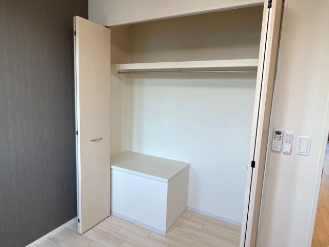 オハナ（ＯＨＡＮＡ） クローゼット