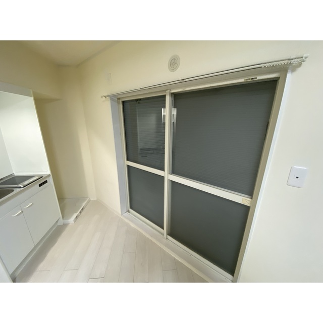 スリーパインズ リビング