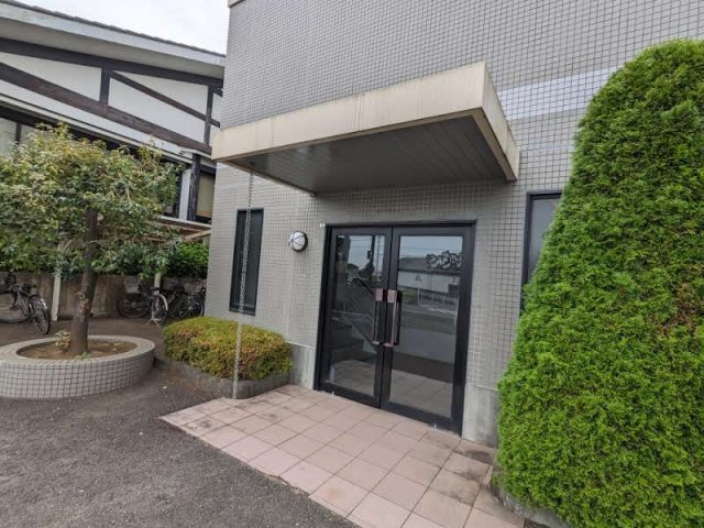エクセレンス宮崎11号室 エントランス