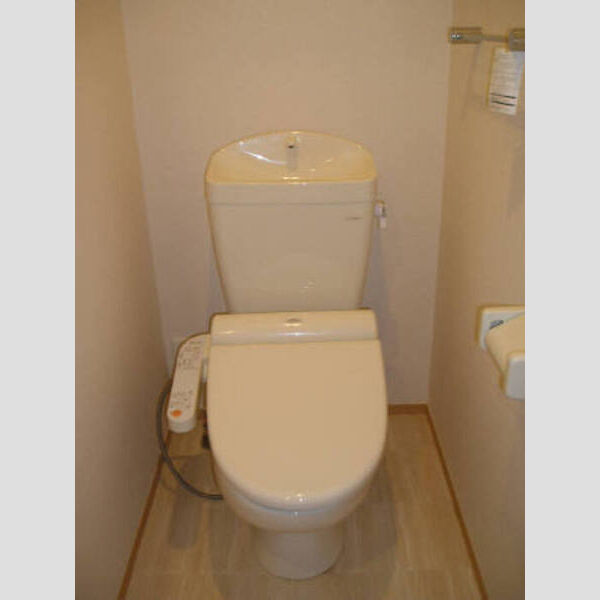 フロース202号室 温水洗浄便座