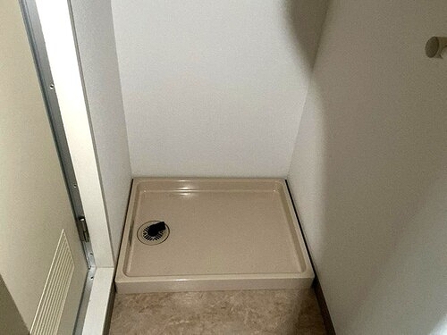 ライオンズマンション平塚宝町 室内洗濯機置場