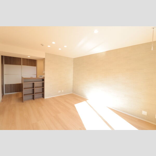 ルベルコート(RUBER COURT)103号室 LDK