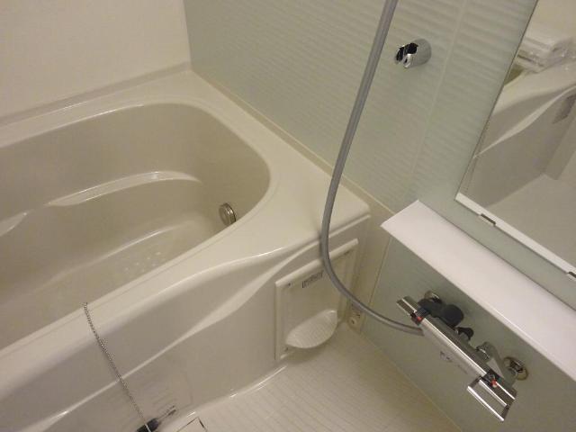 エルフェイム バス