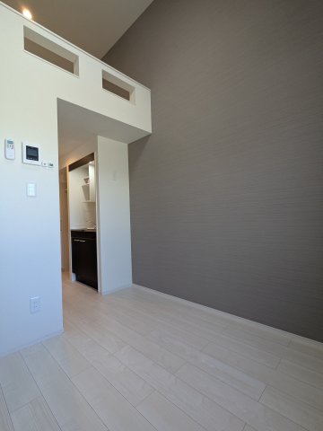 エイチワイコネクト東大泉0206号室 リビング