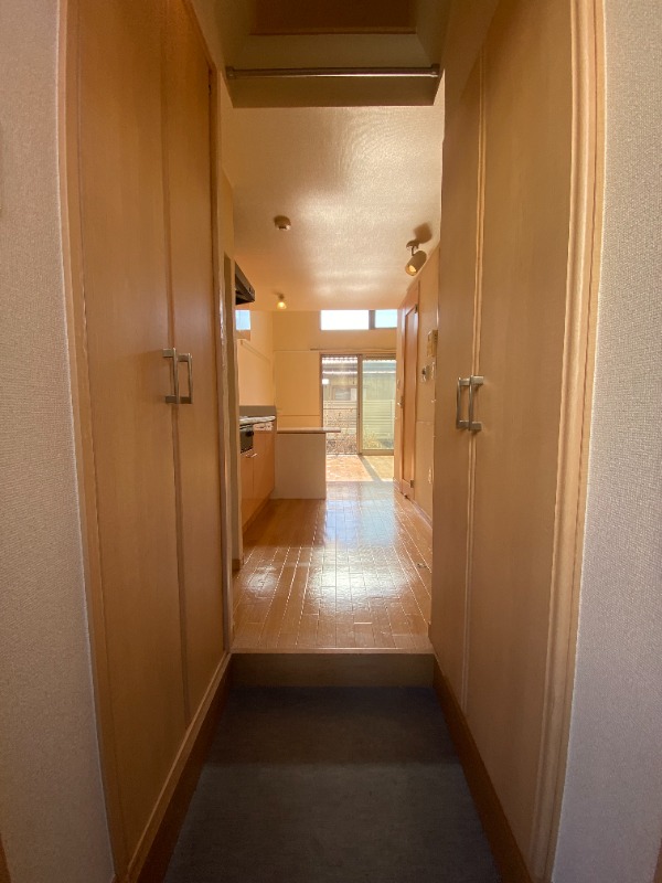 サンヴィアーレ・ブランシュ1階 玄関