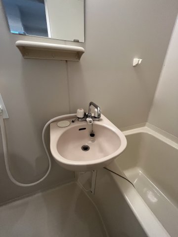 ＬＹＮＸ国領0103号室 お風呂