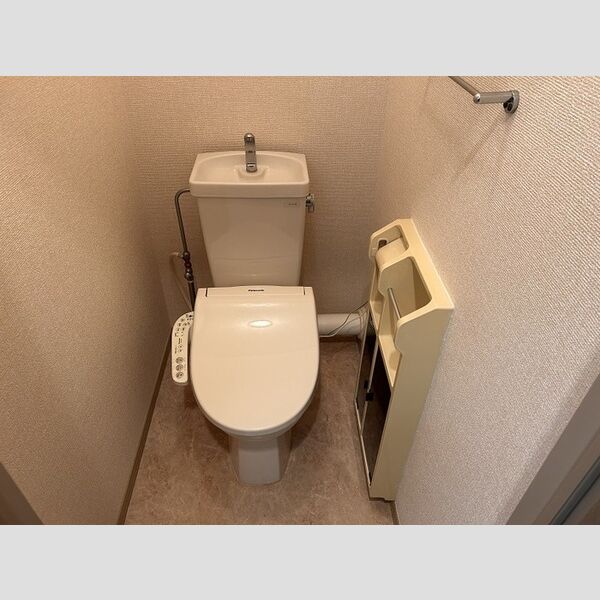 グリーンハイツ 温水洗浄便座付き