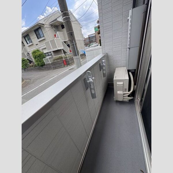 セレスティア細田B103号室 バルコニー