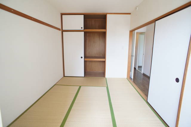 オーシャンビュー参番館0207号室 同タイプののお部屋の画像です。現況が異なる場合がございますのでご了承ください。