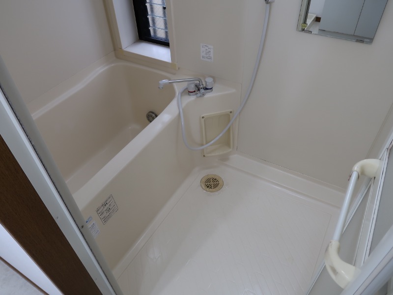 ヒルサイト洋光台1階 お風呂