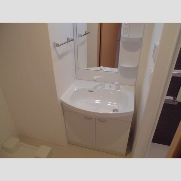 セレッソ本所602号室 洗髪洗面化粧台