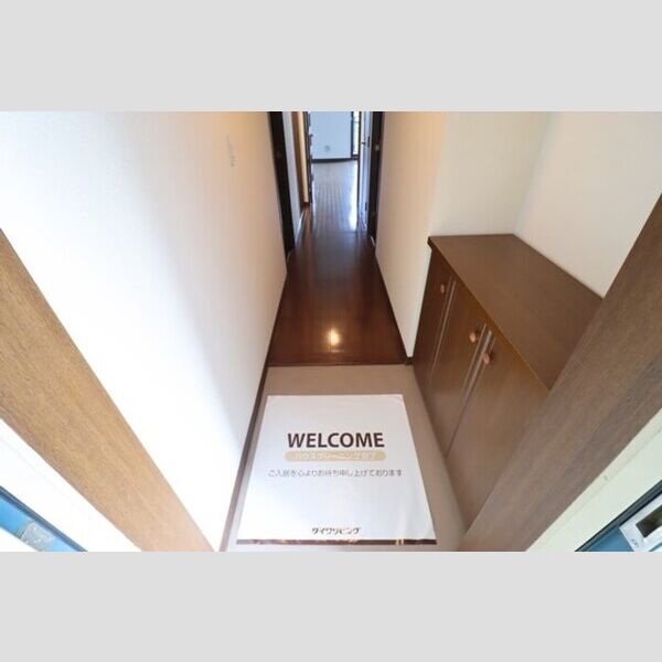 グランディス新八柱 玄関