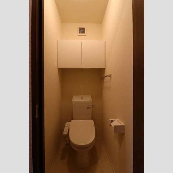 グラナーデ新宿201号室 温水洗浄暖房便座