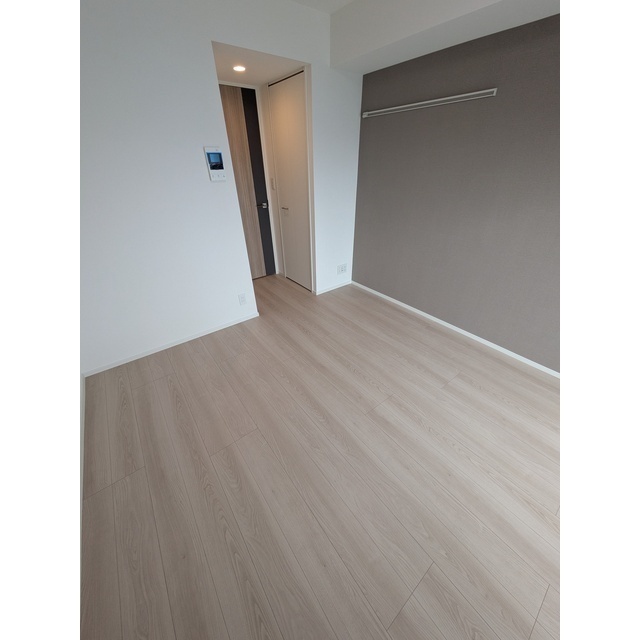 プレール・ドゥーク横濱子安206号室 ※各階色合いが異なります