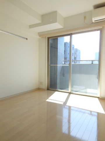 ガラ・ステーション木場 洋室(反転タイプ)