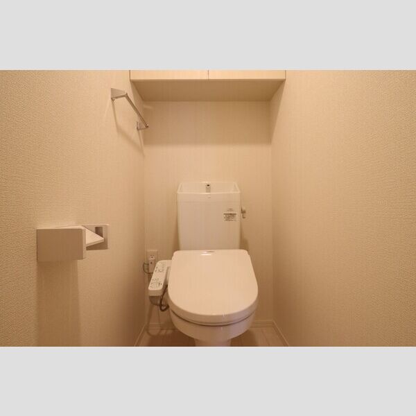 セレスティア東四つ木Ⅰ202号室 温水洗浄暖房便座