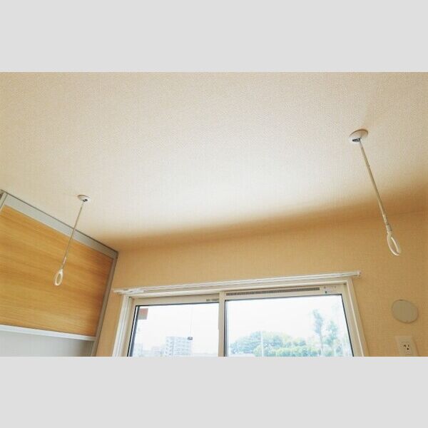 センシーロ柏の葉102号室 室内物干し