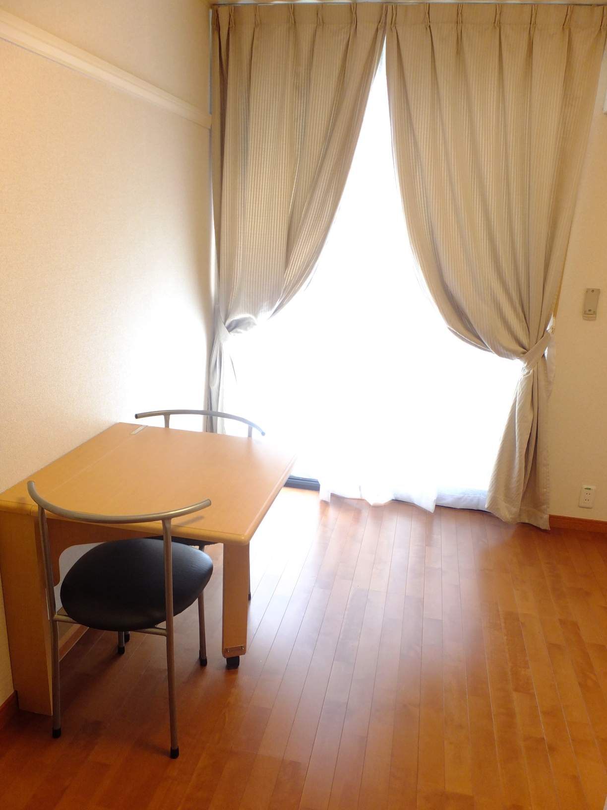 レオパレスＥＮＣＯＵＮＴＥＲ リビング