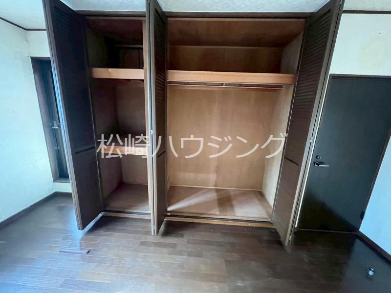 豊玉中1丁目貸家 収納