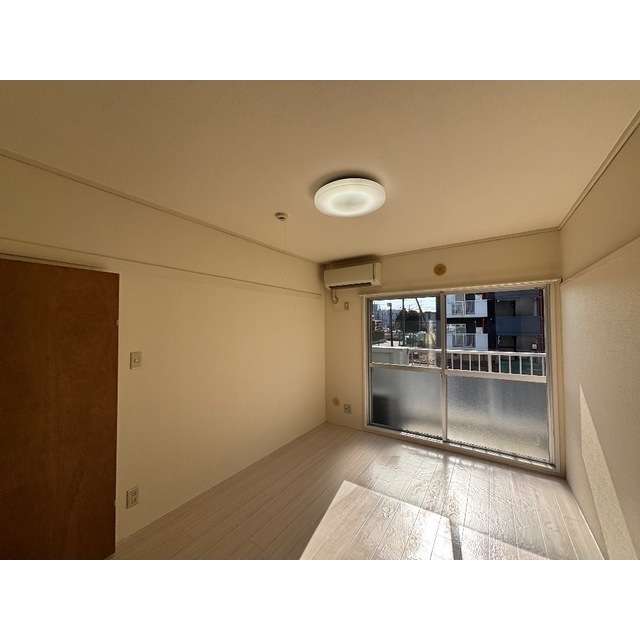 行田ハイツ2号棟 内観