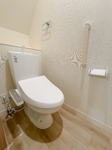 ル・ドージュ1階 トイレ