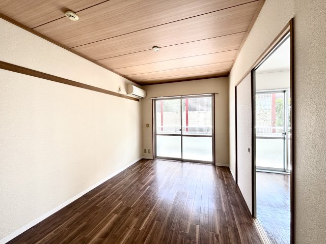 ジュネパレス藤沢0103号室 リビング