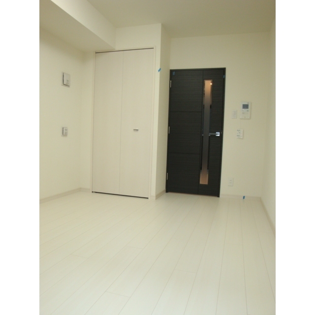 ロアール四谷 リビング