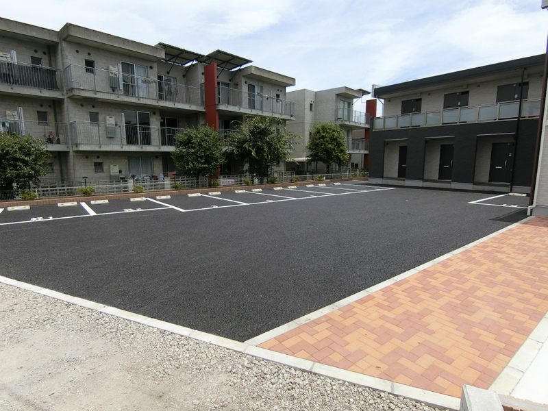 リブリ・Bella Vita1階 駐車場