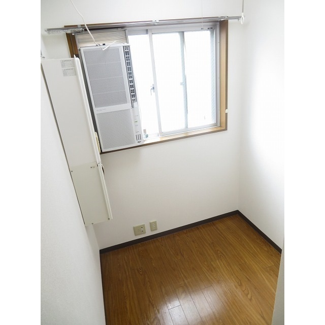 ダイヤモンドレジデンス湯島 洋室