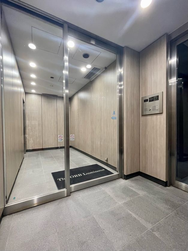 ジオーブルミナス704号室 エントランス