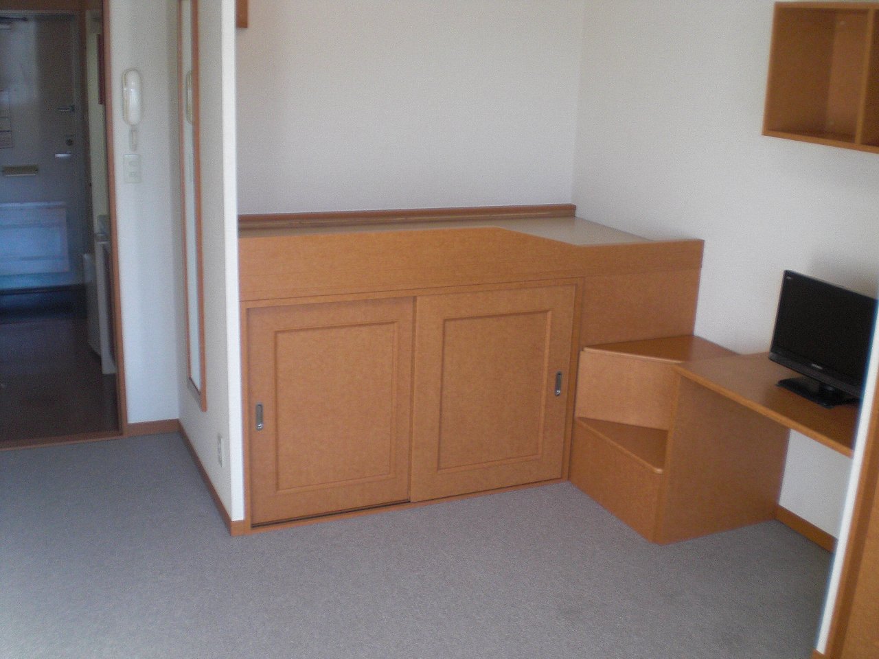 レオパレスパインマノワール212号室 寝室