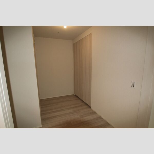 THE TOWER JUJO716号室 洋室②4.0帖