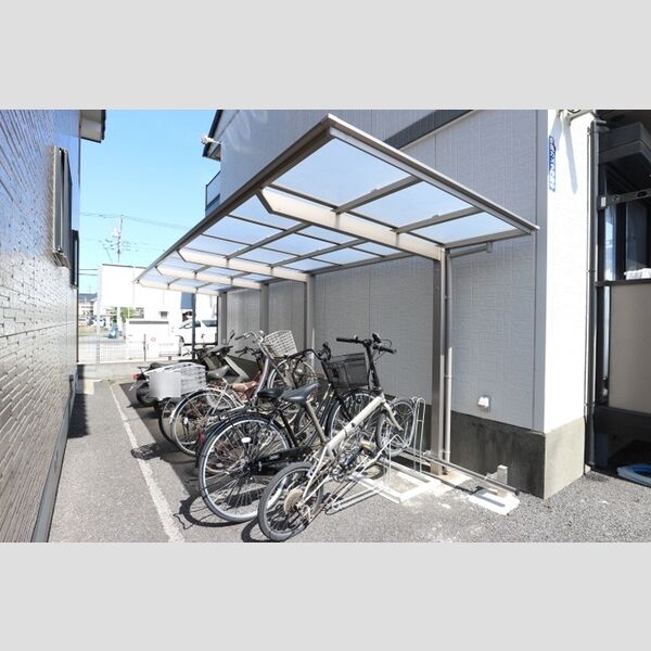 ヴィクトリア 駐輪場