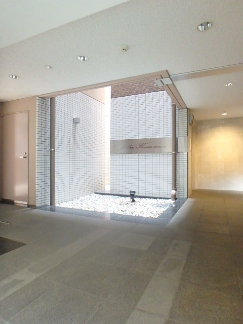 ガーラ・シティ蒲田南4階 毎日通るロビーはこのようになっています