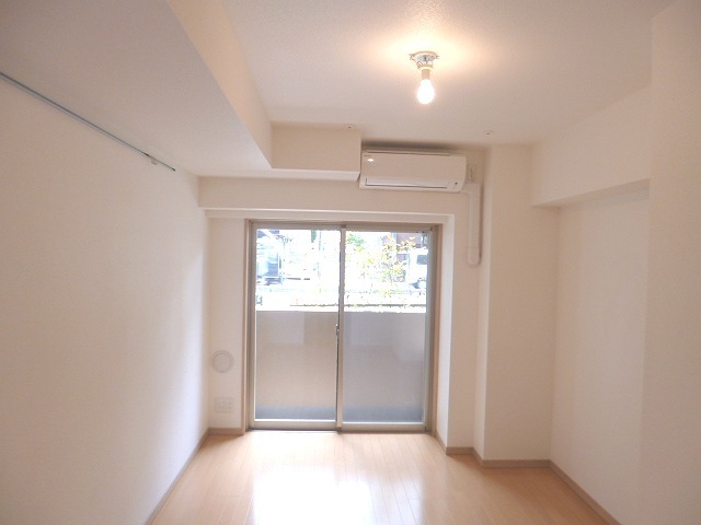 クレイシア世田谷野沢 リビング