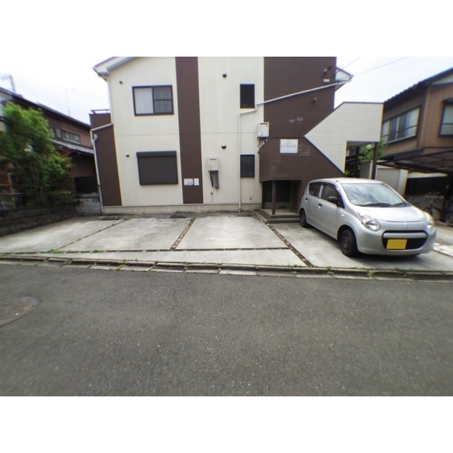 レンナ・レンナ 外観