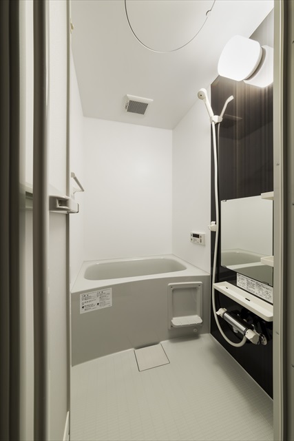 ルーチェ2階 バストイレ別　追い焚き