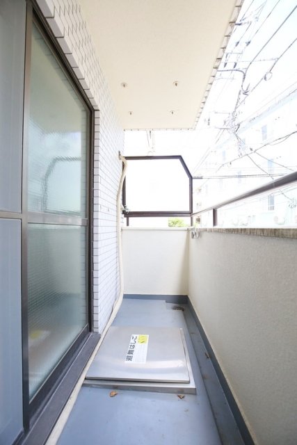 ハイタウン駒沢公園 バルコニー