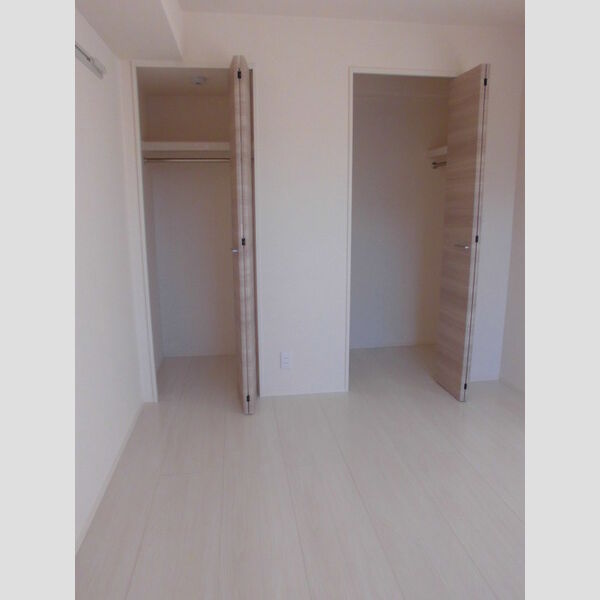 エミネンスⅢ クローゼット