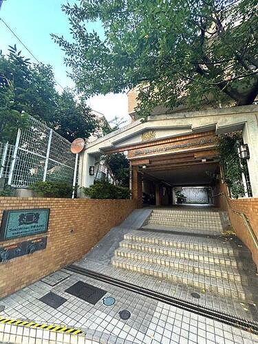 ライオンズマンション多摩永山第３ エントランス