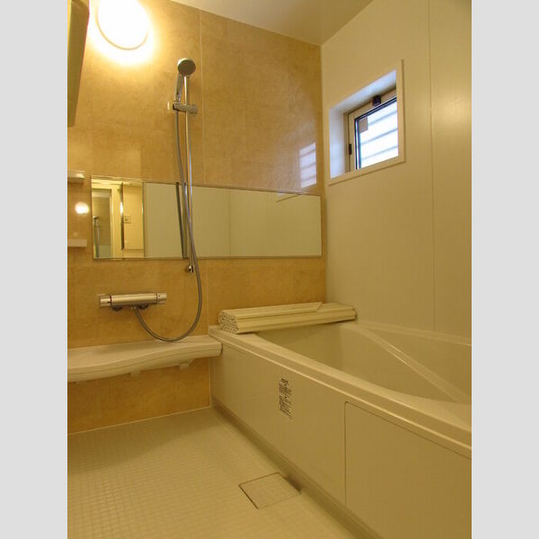 R.ザウバーⅡ　A棟102号室 お風呂