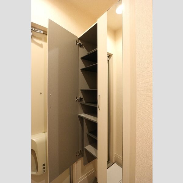 タウンコート 玄関