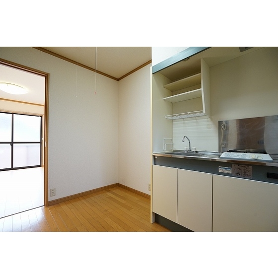 エコーハイム0202号室 内観