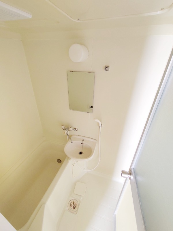 ストゥーディオ1階 ※別号室参考写真となります。