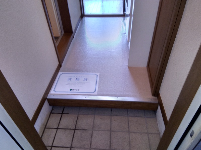 ローズアパート(K-099) 玄関