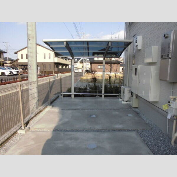 フリッシュ 駐輪場