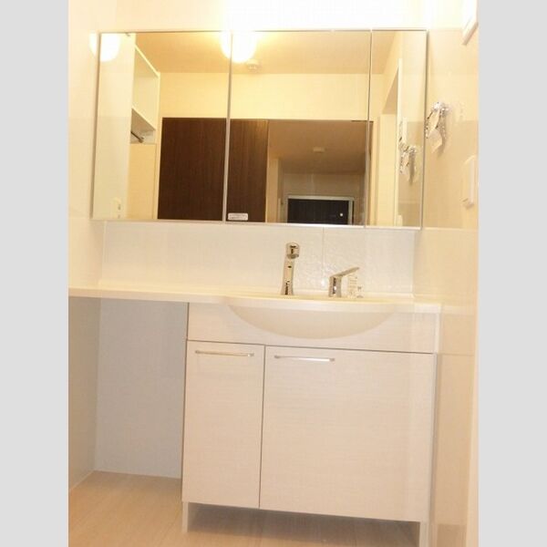 匠乃館　B 洗髪洗面化粧台