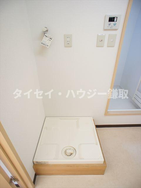 カムフォート登戸Ⅱ7A号室 もちろん室内に洗濯機おけます