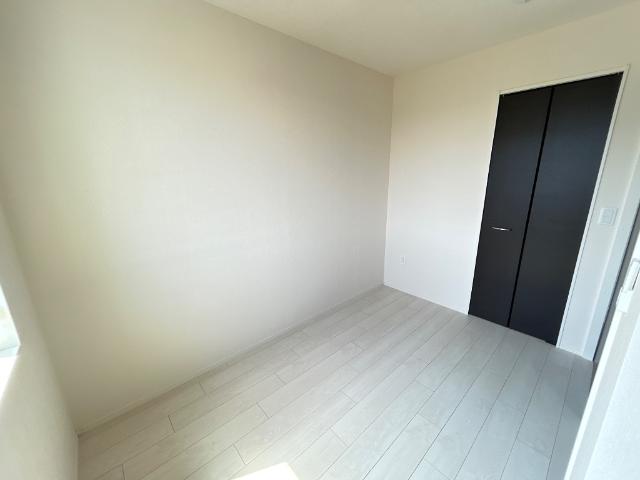 リッシュ203号室 室内